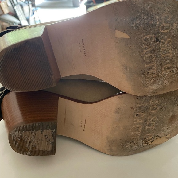 Gorgeous unique leather booties - Picture 6 of 7